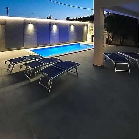 1 Bedroom In Appartement *