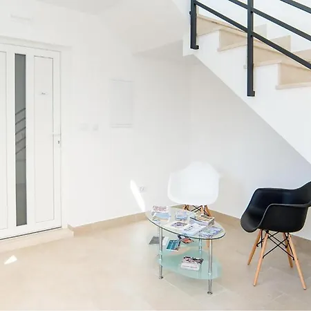 1 Bedroom In *