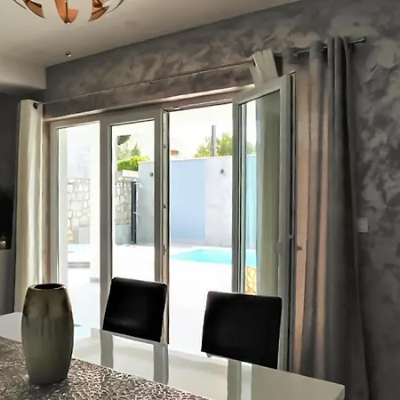 1 Bedroom In Appartement Cavtat
